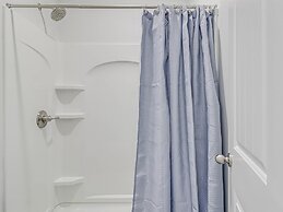 Pelican Reef Or104 3 Bedroom Home by RedAwning