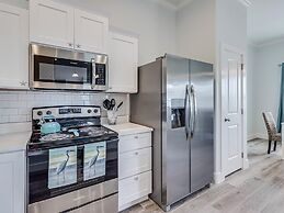 Pelican Reef Or104 3 Bedroom Home by RedAwning