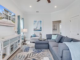 Pelican Reef Or104 3 Bedroom Home by RedAwning