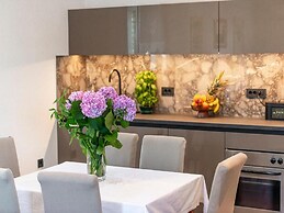 Apartments Meri & Karla