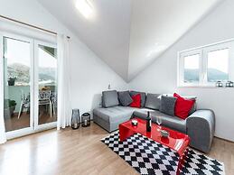 Apartments Meri & Karla