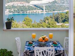 Apartments Meri & Karla