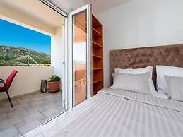 Apartments Meri & Karla