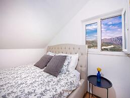 Apartments Meri & Karla