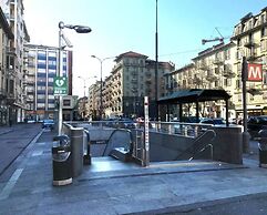 Apartment Near The Metro