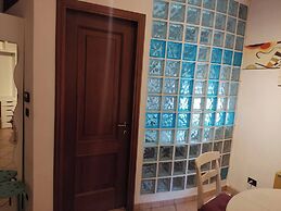 Apartment Near The Metro