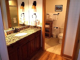 Chateau DuMont Oversized 2 Bed 2 Ba CDMR