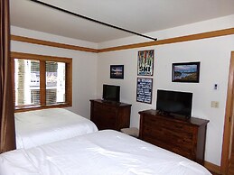 Chateau DuMont Oversized 2 Bed 2 Ba CDMR