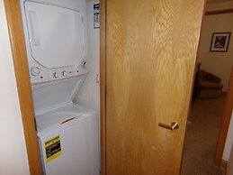 Chateau DuMont Oversized 2 Bed 2 Ba CDMR