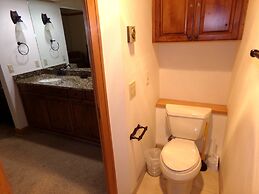 Chateau DuMont Oversized 2 Bed 2 Ba CDMR