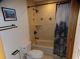 Chateau DuMont Oversized 2 Bed 2 Ba CDMR