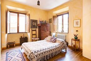 Lovely 2-bed Apartment in Roma