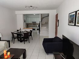 Cyprus-2 Beds Ensuite, Pool, Patios, Wifi, Parking