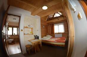 POKOJE UKRZEPTOWSKICH