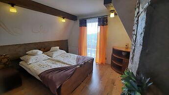 POKOJE UKRZEPTOWSKICH