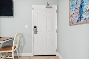 Escapes to the Shores 802