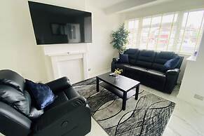 3-bed House - Sleeps 5 & Central Links
