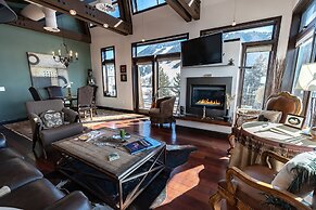 Pearl Penthouse by Jackson Vacations