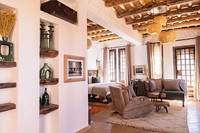 Eden Boutique Hotel