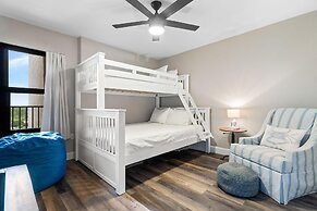 Ocean Breeze East 803