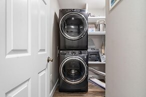 Ocean Breeze East 803