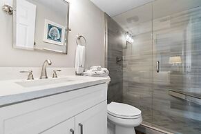 Ocean Breeze East 803