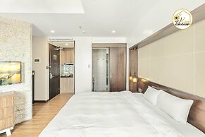 Tokyo Boutique Front Beach Hotel