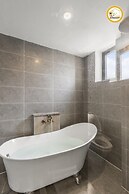 Tokyo Boutique Front Beach Hotel