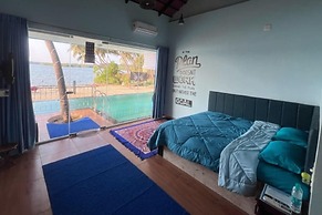 Blue Lagoon Homestay
