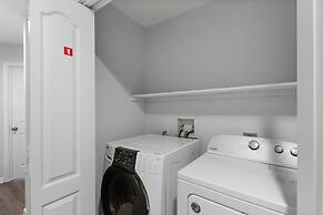 The Herron with Pool