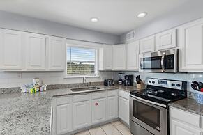 The Herron with Pool