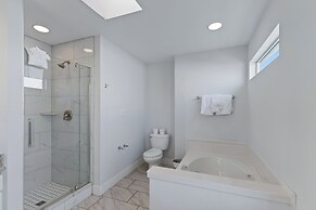 The Herron with Pool