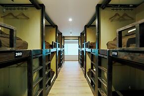 Akasaka Guesthouse HIVE - Hostel