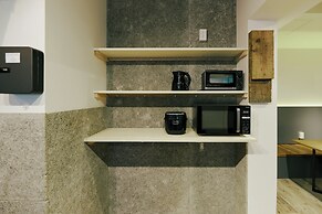 Akasaka Guesthouse HIVE - Hostel