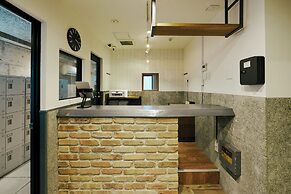 Akasaka Guesthouse HIVE - Hostel