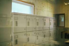 Akasaka Guesthouse HIVE - Hostel