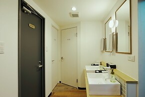 Akasaka Guesthouse HIVE - Hostel