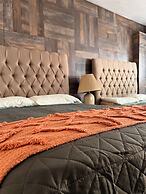 BLACK TREE HOTEL BOUTIQUE