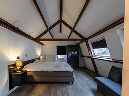 Beautiful Apartment on the First Floor Abcoude