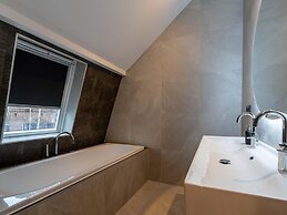 Beautiful Apartment on the First Floor Abcoude