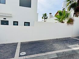 Villa in Finestrat Privezwembad, Zee- en Bergzicht