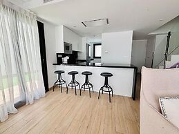 Villa in Finestrat Privezwembad, Zee- en Bergzicht