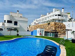 Villa in Finestrat Privezwembad, Zee- en Bergzicht