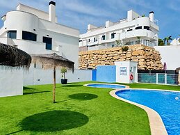 Villa in Finestrat Privezwembad, Zee- en Bergzicht