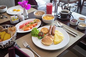 Regenta Resort & Spa By Riverside, Chitwan