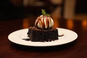 Regenta Resort & Spa By Riverside, Chitwan