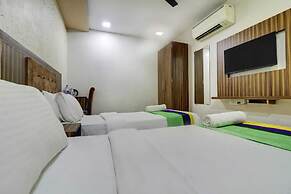 Hotel New Blue Sapphire Residency