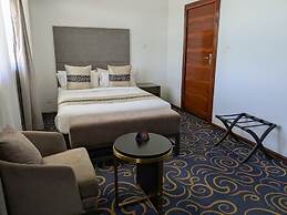 Gloria Inn Hotel