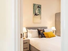 Ipswich Waterfront Serenity - City View 2BR Apt