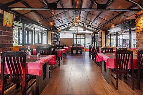 Yagappa Heritage Resort